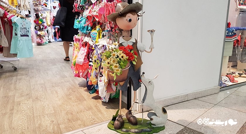 مرکز خرید مال وارنا شهر بلغارستان کشور وارنا