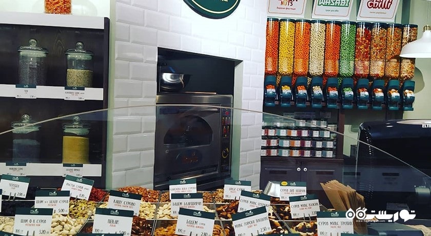 مرکز خرید مرکز خرید پارک مارت شهر بلغارستان کشور وارنا