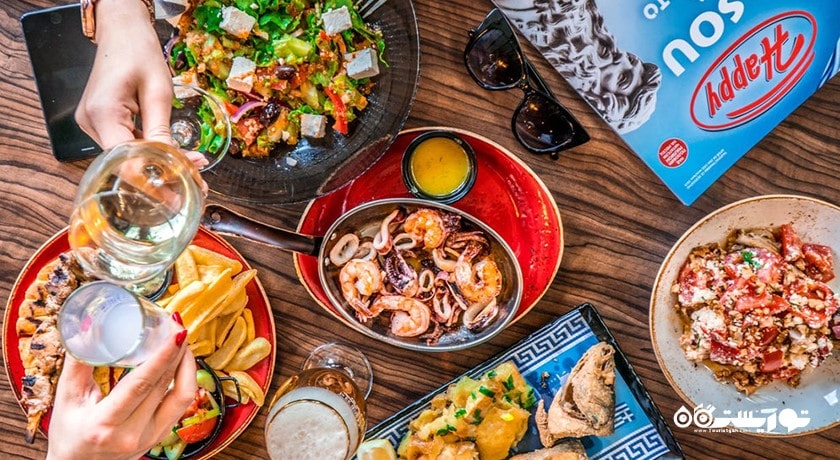 رستوران رستوران هپی بار اند گریل شهر وارنا 