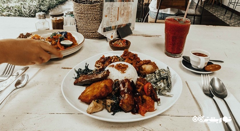 رستوران رستوران نوک شهر بالی 