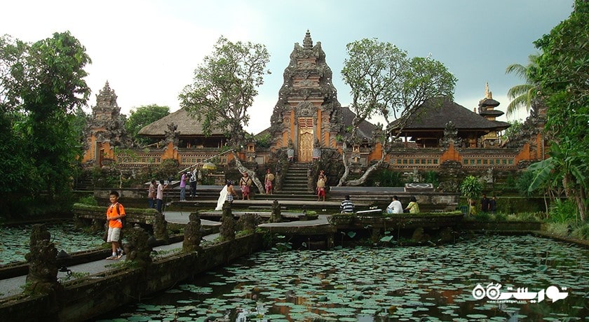 معبد تامان ساراسواتی شهر اندونزی کشور بالی