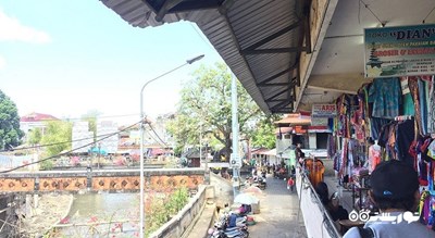 مرکز خرید بازار هنر کومباساری شهر اندونزی کشور بالی