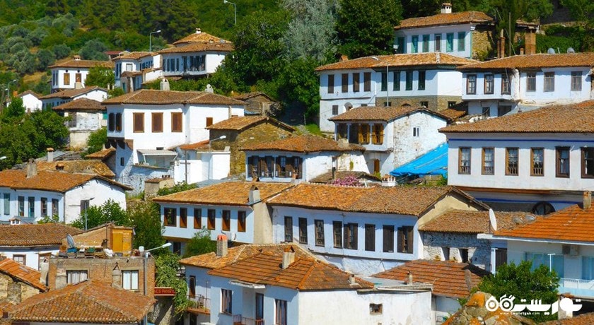  روستای شیرینجه شهر ترکیه کشور کوش آداسی