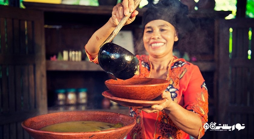 سرگرمی کلاس آشپزی ایبو سولاستری شهر اندونزی کشور بالی