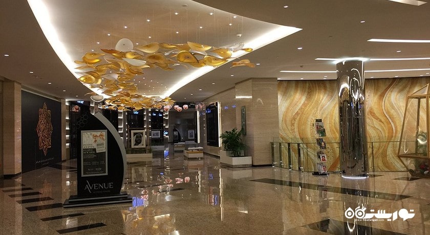 مرکز خرید اونیو در برج های اتحاد شهر امارات متحده عربی کشور ابوظبی