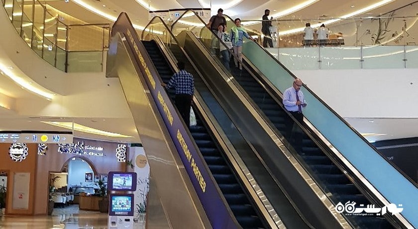 مرکز خرید شمس بوتیک شهر امارات متحده عربی کشور ابوظبی