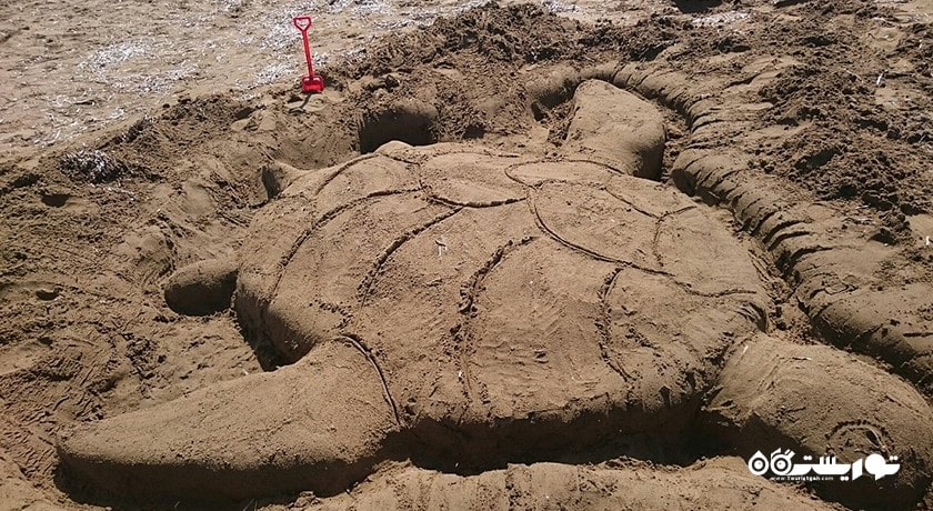 سرگرمی ساحل لاکپشت آلاگادی شهر قبرس شمالی کشور نیکوزیای شمالی