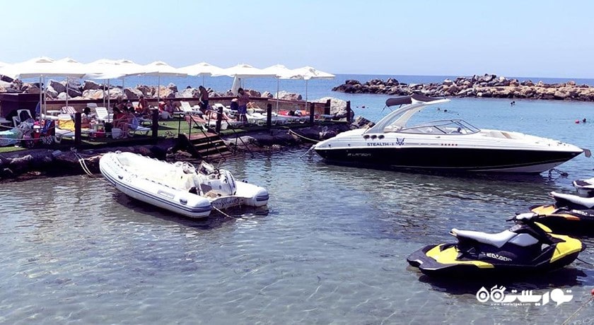 سرگرمی ساحل کاملوت شهر قبرس شمالی کشور نیکوزیای شمالی