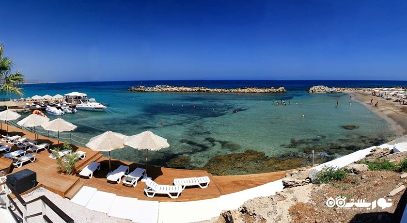 سرگرمی ساحل کاملوت شهر قبرس شمالی کشور نیکوزیای شمالی