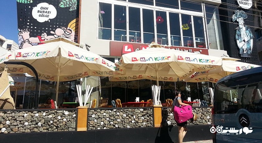 مرکز خرید خیابان دربویو شهر قبرس شمالی کشور نیکوزیای شمالی