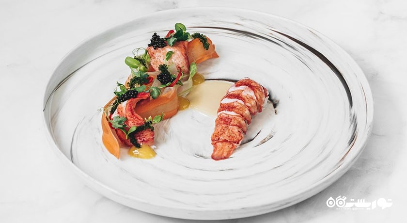 رستوران بار و غذاخوری تری تاپس اسکای شهر کو سامویی 