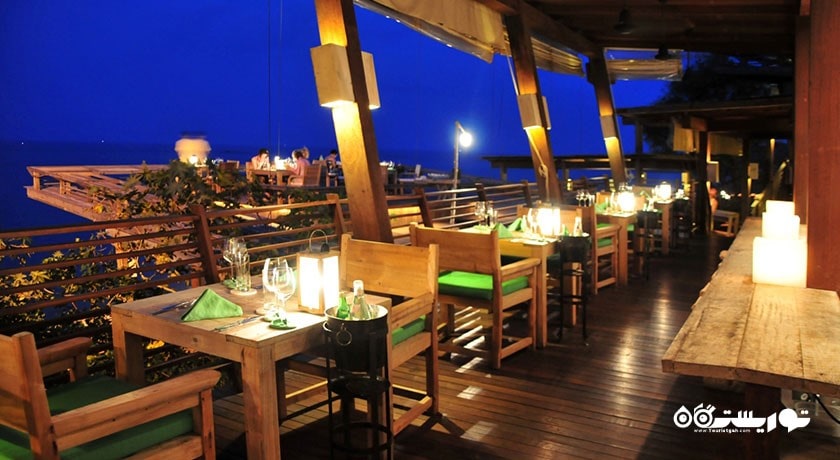 رستوران رستوران دینینگ آن د راکس شهر کو سامویی 