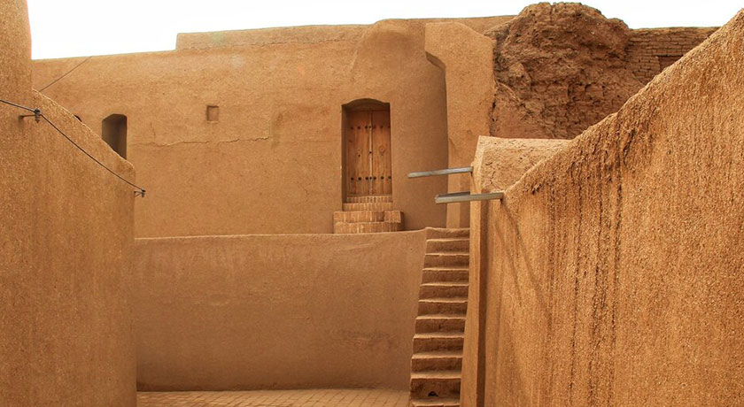 قلعه جندق -  شهر خور  و بیابانک