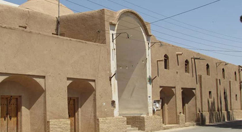 مسجد جامع میبد و گنبد امام حسن -  شهر میبد