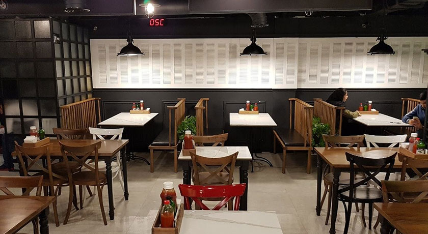 رستوران پیتزا ناپل شهر شیراز 