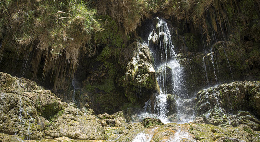  آبشار فدامی شهرستان فارس استان داراب
