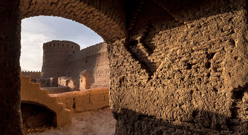  قلعه مهرپادین شهرستان یزد استان مهریز