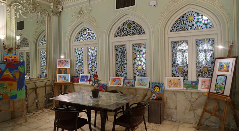  عمارت قصر آینه (موزه آیینه و روشنایی) شهرستان یزد استان یزد