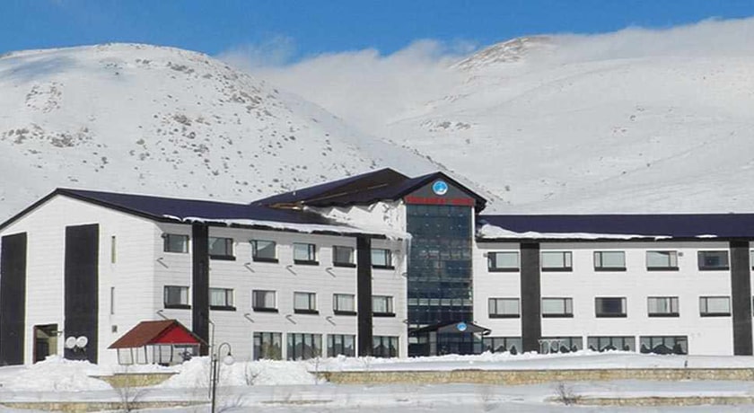  پیست اسکی پولادکف شهر فارس استان شیراز