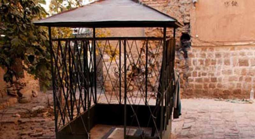 آرامگاه آبش خاتون -  شهر فارس