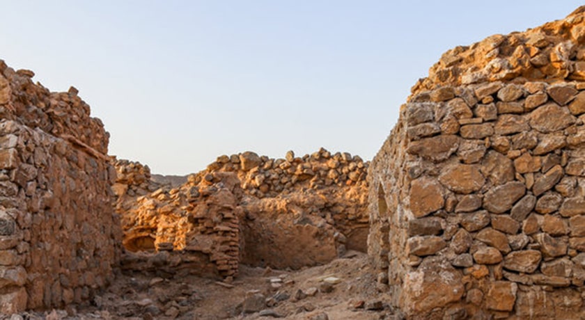  کاروانسرای سنگی انجیره شهرستان یزد استان اردکان