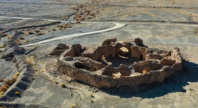 کاروانسرای سنگی انجیره -  شهر یزد