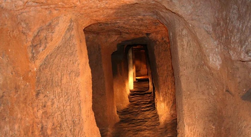  شهر زیرزمینی نوش آباد شهرستان اصفهان استان آران و بیدگل