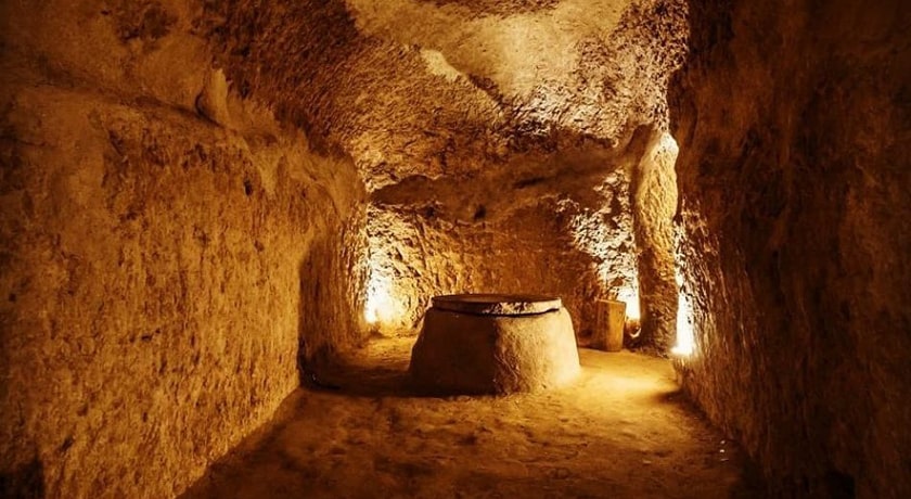  شهر زیرزمینی نوش آباد شهرستان اصفهان استان آران و بیدگل