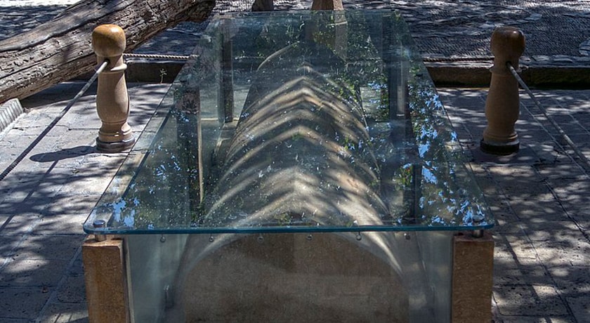  آرامگاه خواجوی کرمانی شهرستان فارس استان شیراز