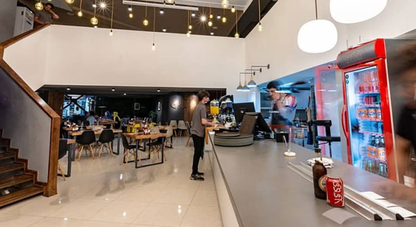 رستوران کافه رستوران گرتا شهر شیراز 