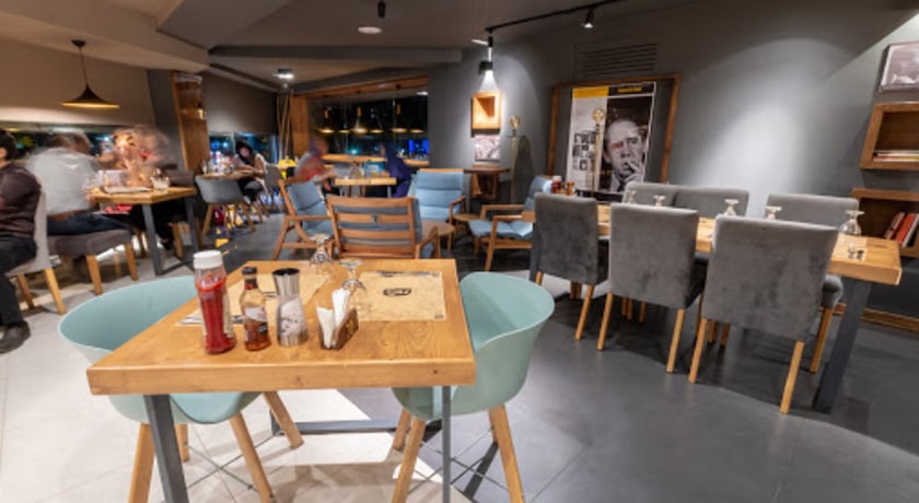 رستوران کافه رستوران گرتا شهر شیراز 