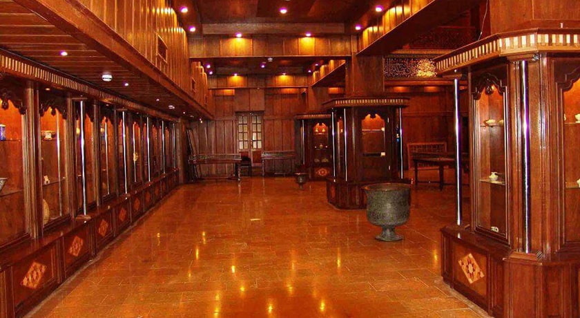  موزه شاهچراغ شهرستان فارس استان شیراز