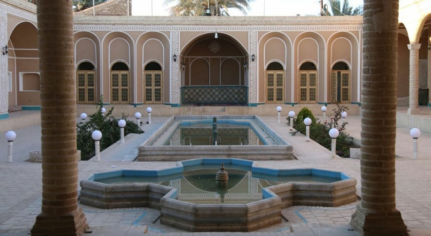 باغ تیتو -  شهر بافق