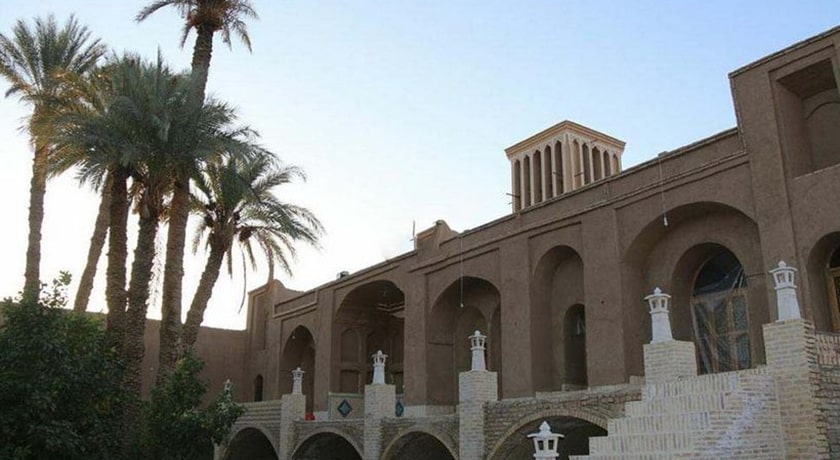 باغ تیتو -  شهر بافق