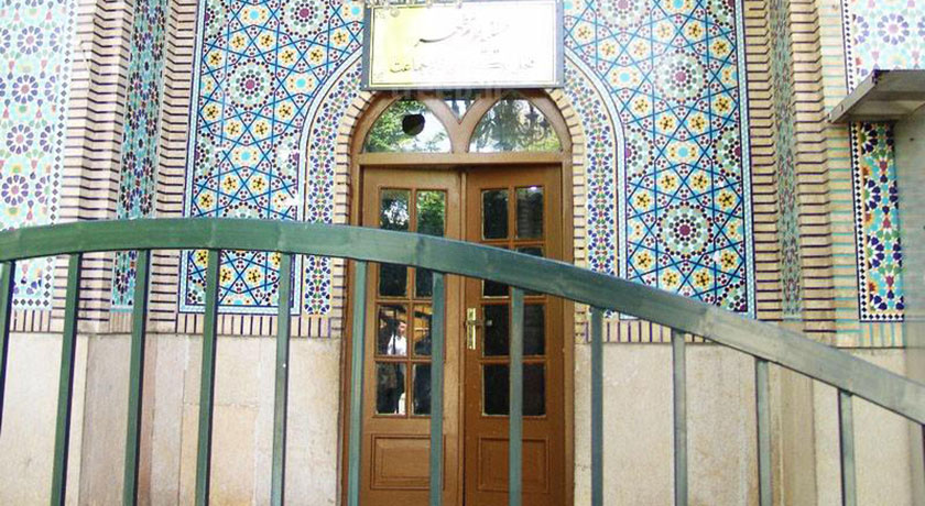  آرامگاه سید تاج الدین غریب شهرستان فارس استان شیراز