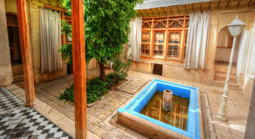 خانه فروغ الملک -  شهر فارس