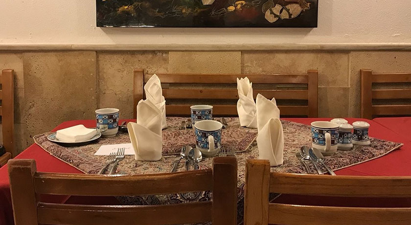 سفره خانه سنتی شرزه -  شهر شیراز