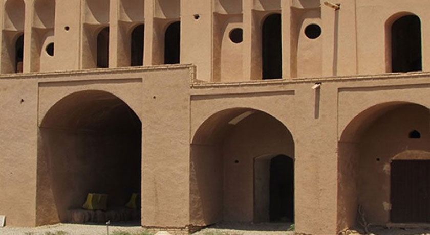 قلعه بارجین -  شهر یزد