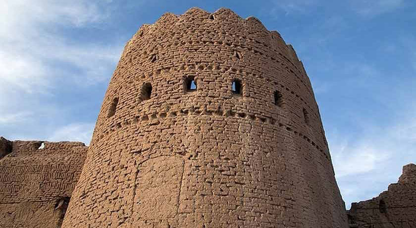 قلعه سریزد -  شهر مهریز