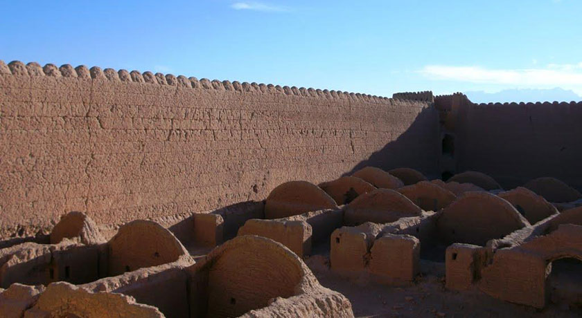 قلعه هرفته -  شهر مهریز