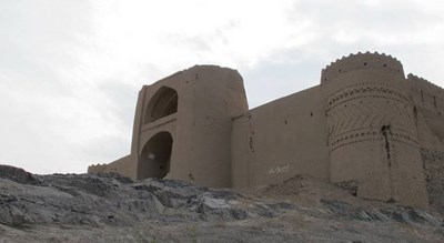 قلعه هرفته -  شهر مهریز