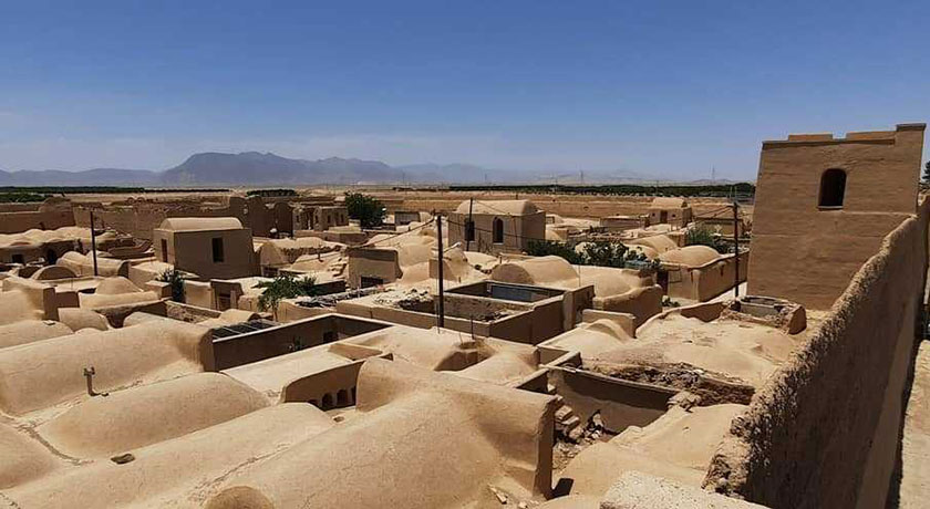 قلعه تیزک -  شهر یزد