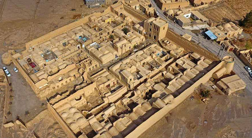 قلعه تیزک -  شهر یزد