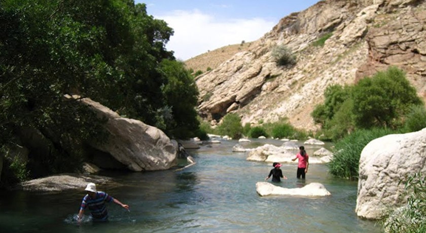 آبشار بی بی سیدان -  شهر سمیرم