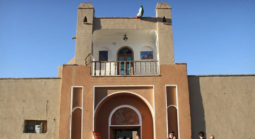 ارگ شیخ بهایی (هفت برج خارون) -  شهر نجف اباد	