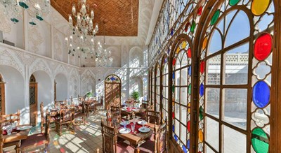 رستوران رستوران تاریخی قصر منشی شهر اصفهان 