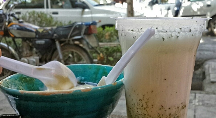 رستوران کافه فرنی حافظ شهر اصفهان 