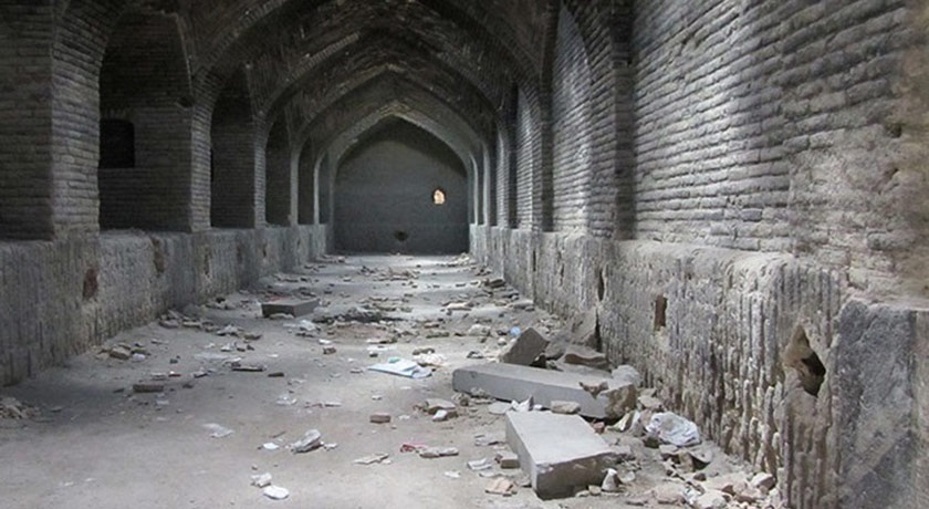 کاروانسرای جلوگیر -  شهر نجف اباد	