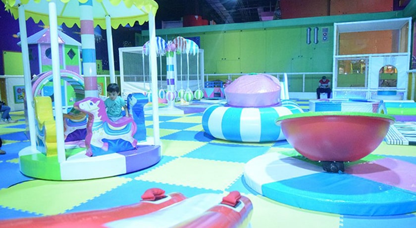  کهکشان عجایب شهر اصفهان استان اصفهان