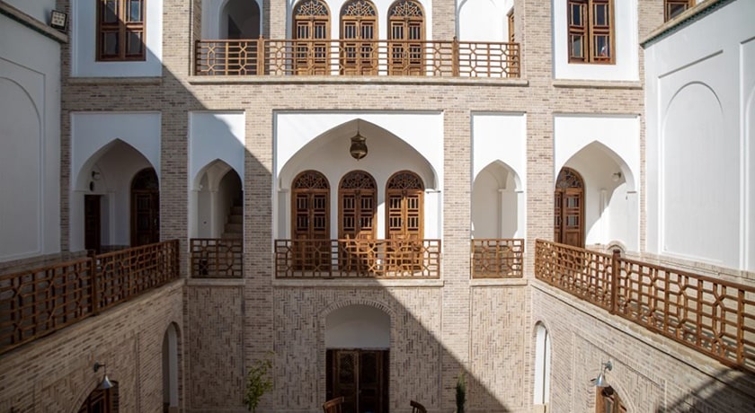  عمارت سنگ پلوی کاشان شهرستان اصفهان استان کاشان